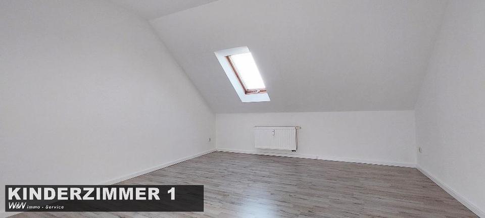 Dachgeschoßwohnung Zwickau Zwickau-Nord - 3 Zimmer, 83 m&sup2;, 551&euro; | Angebot:24612275