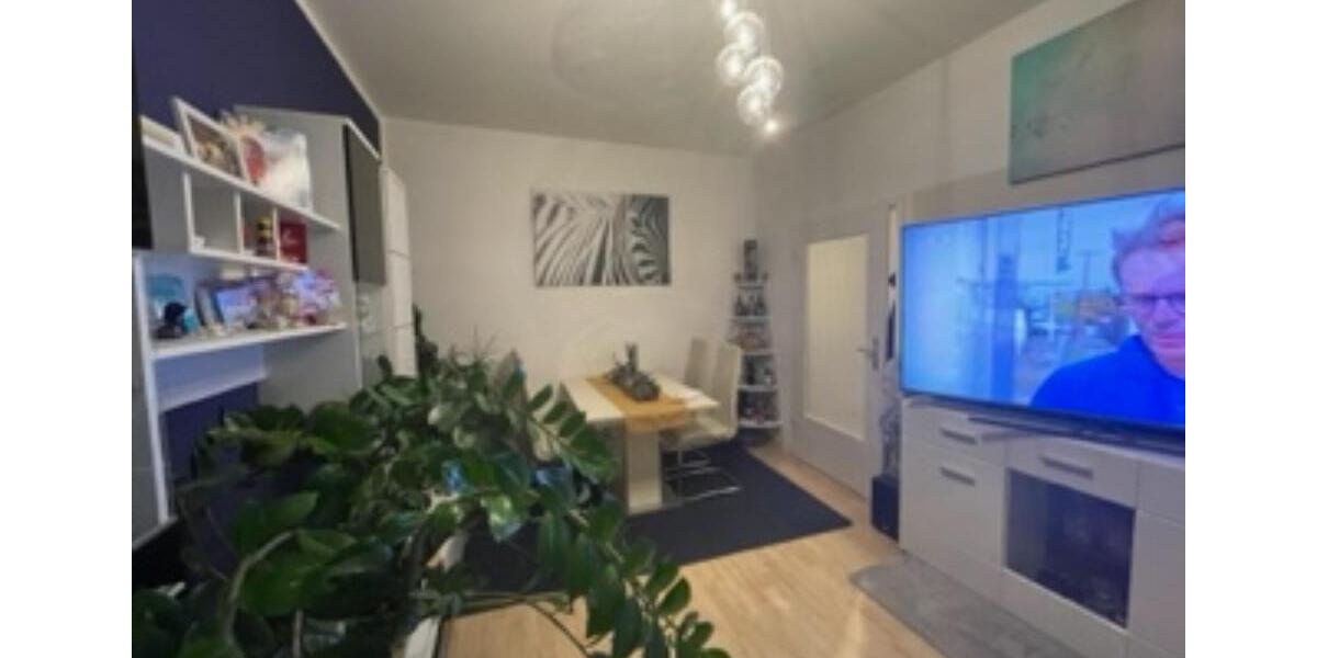 Etagenwohnung Zwickau - 2 Zimmer, 45 m&sup2;, 315&euro; | Angebot:25941736
