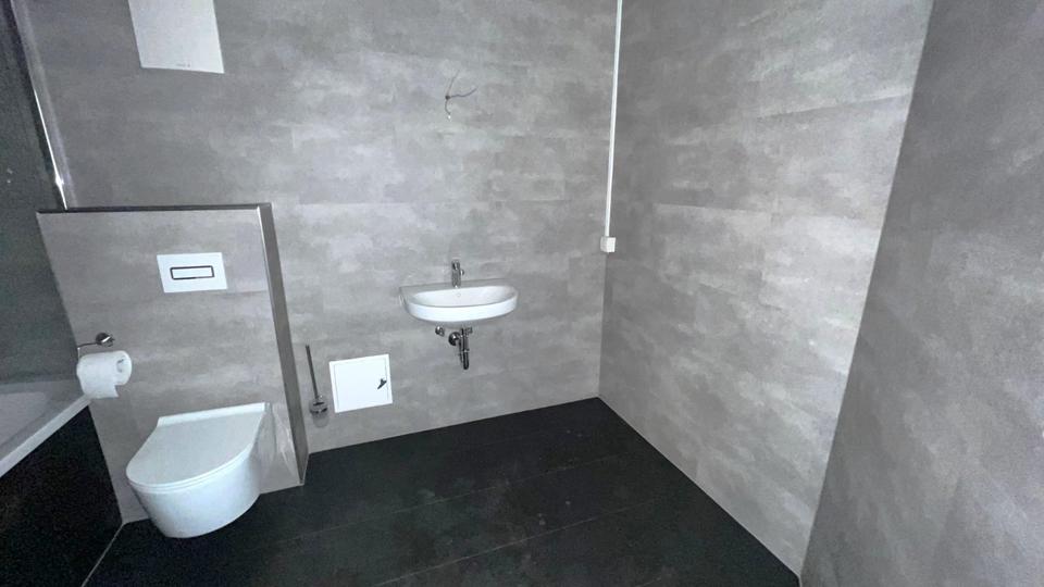 Dachgeschoßwohnung Reichenbach im Vogtland - 3 Zimmer, 77 m&sup2;, 464&euro; | Angebot:25056006