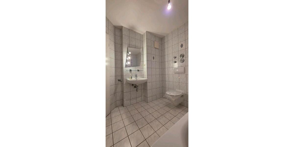 Dachgeschoßwohnung Zwickau Zwickau-Nord - 3 Zimmer, 66 m&sup2;, 549&euro; | Angebot:25840920