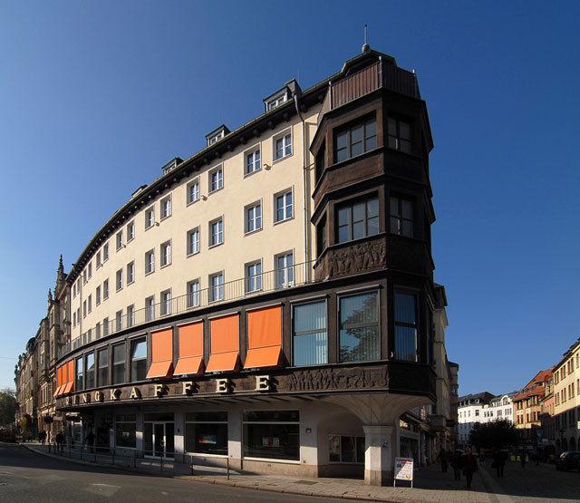 Dachgeschoßwohnung Zwickau - 2 Zimmer, 59 m&sup2;, 700&euro; | Angebot:23297200