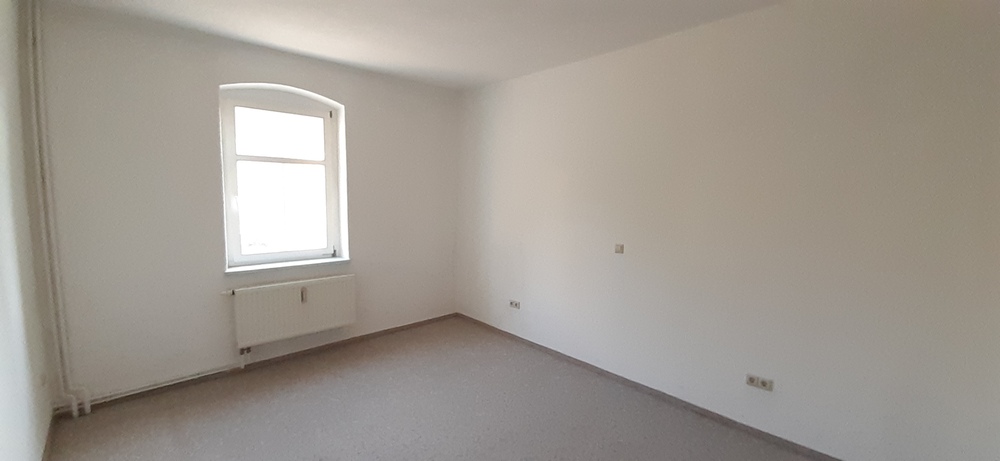 Drei-Zimmer-Wohnung in ruhiger Lage mit guter Fernsicht - Etagenwohnung Lauter-Bernsbach Bernsbach | Angebot:14517880