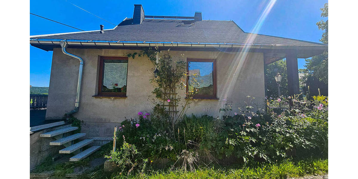 Einfamilienhaus Grünhain-Beierfeld OT Waschleithe Grünhain - 5 Zimmer, 110 m&sup2;, 190.000&euro; | Angebot:25744608