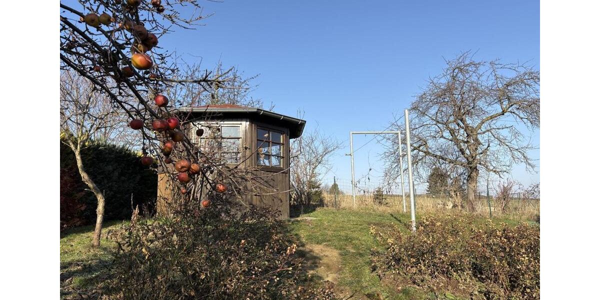 Einfamilienhaus Zwickau Cainsdorf - 3 Zimmer, 95 m&sup2;, 1.300&euro; | Angebot:24963886