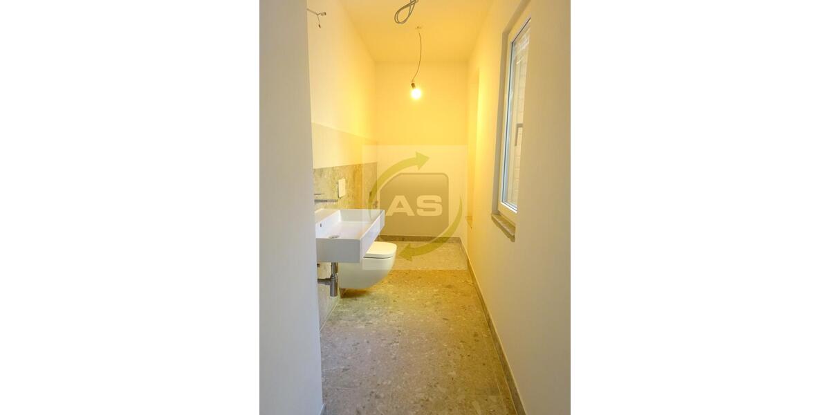 Etagenwohnung Zwickau - 4 Zimmer, 103 m&sup2;, 749&euro; | Angebot:23617846