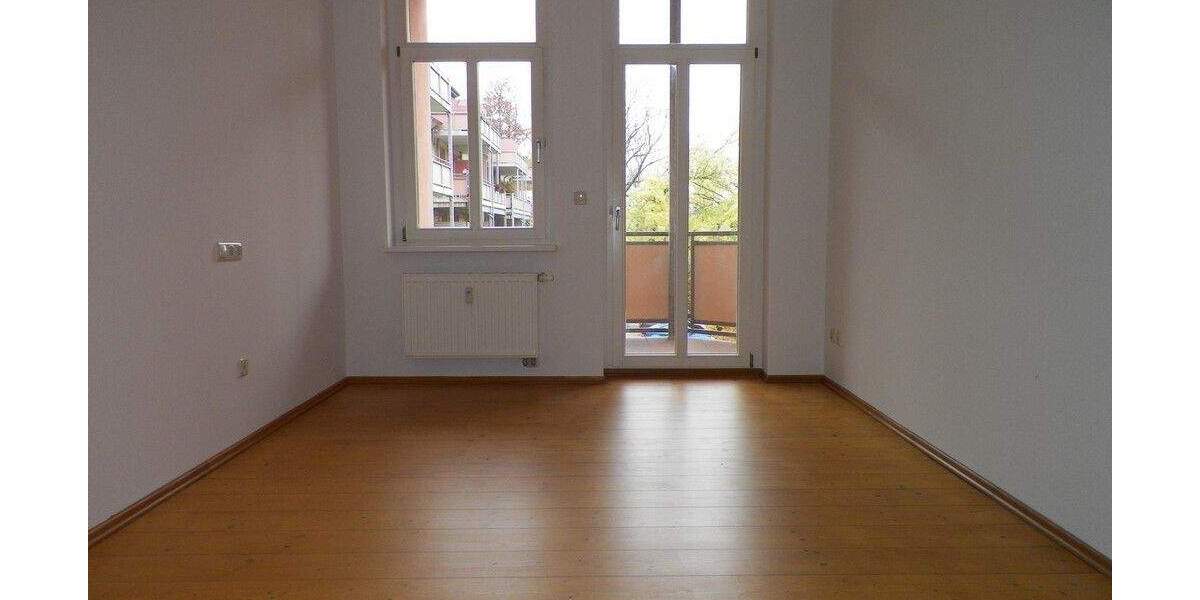 Etagenwohnung Zwickau Pölbitz - 2 Zimmer, 67 m&sup2;, 375&euro; | Angebot:25670169