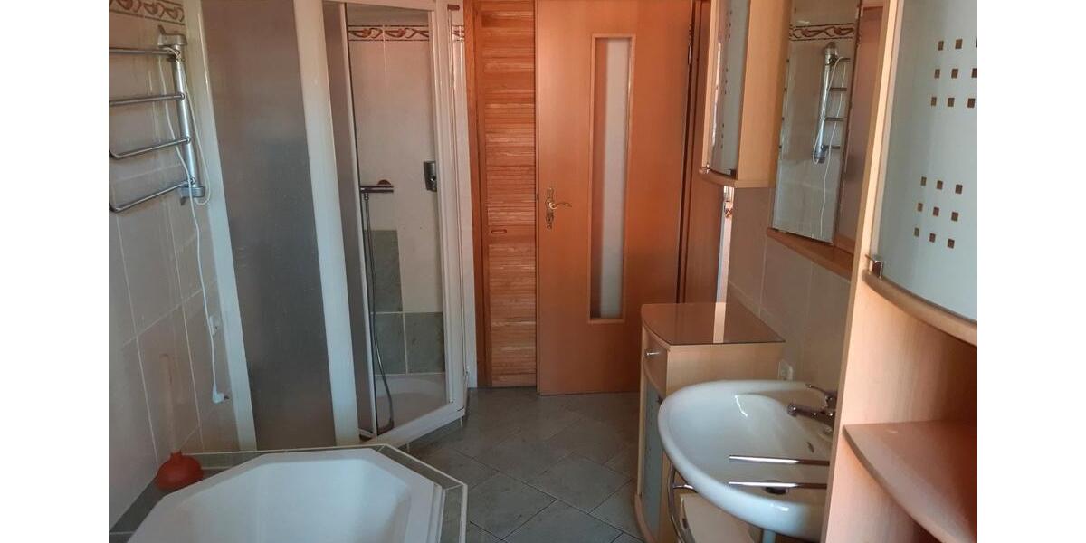 Doppelhaushälfte Thalheim/Erzgebirge Erzgebirge - 3 Zimmer, 90 m&sup2;, 170.000&euro; | Angebot:26035336