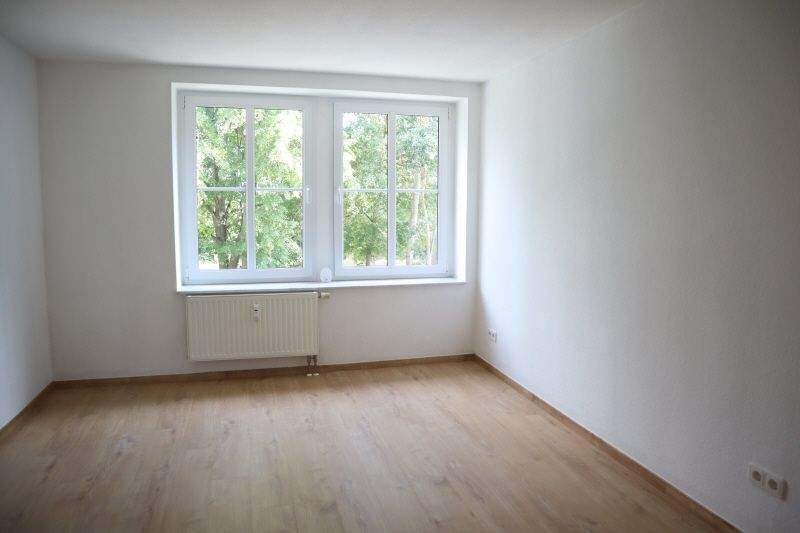 Etagenwohnung Zwickau Maxhütte - 3 Zimmer, 69 m&sup2;, 449&euro; | Angebot:25738186