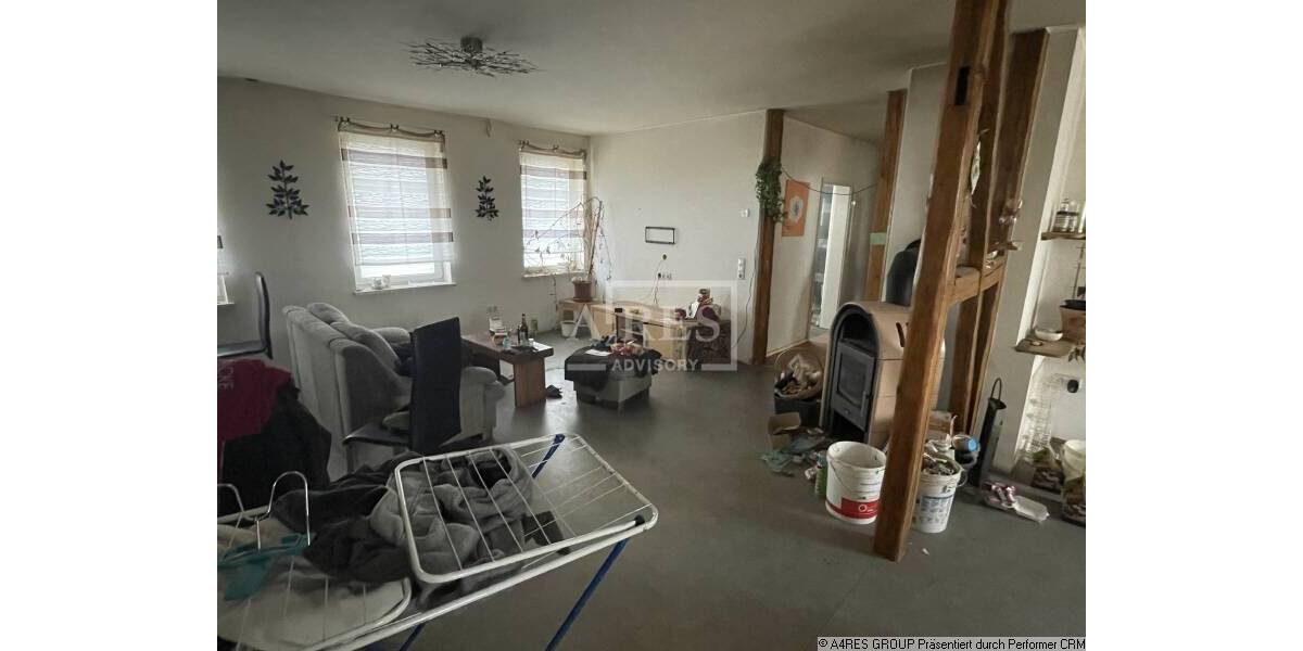 Einfamilienhaus Netzschkau - 3 Zimmer, 135 m&sup2;, 52.000&euro; | Angebot:25698428