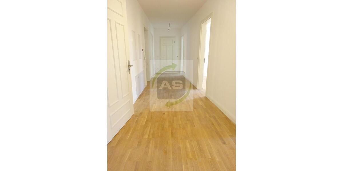 Etagenwohnung Zwickau - 3 Zimmer, 83 m&sup2;, 739&euro; | Angebot:24598534