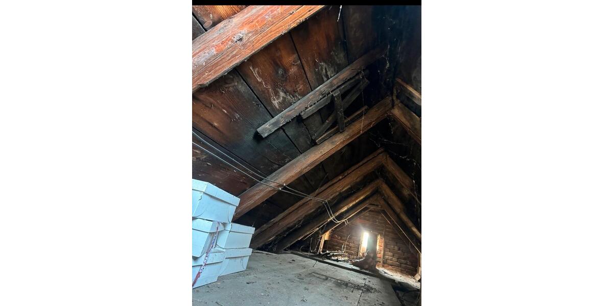 Einfamilienhaus Hohenstein-Ernstthal Ernstthal - 9 Zimmer, 140 m&sup2;, 78.000&euro; | Angebot:24615172