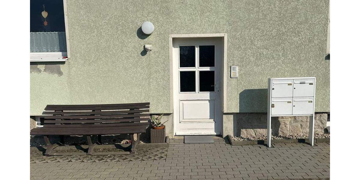 Etagenwohnung Netzschkau - 2 Zimmer, 56 m&sup2;, 282&euro; | Angebot:25910396