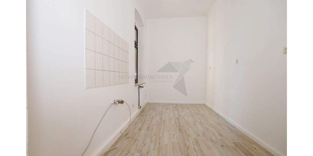 Etagenwohnung Zwickau Innenstadt - 2 Zimmer, 62 m&sup2;, 379&euro; | Angebot:25681472