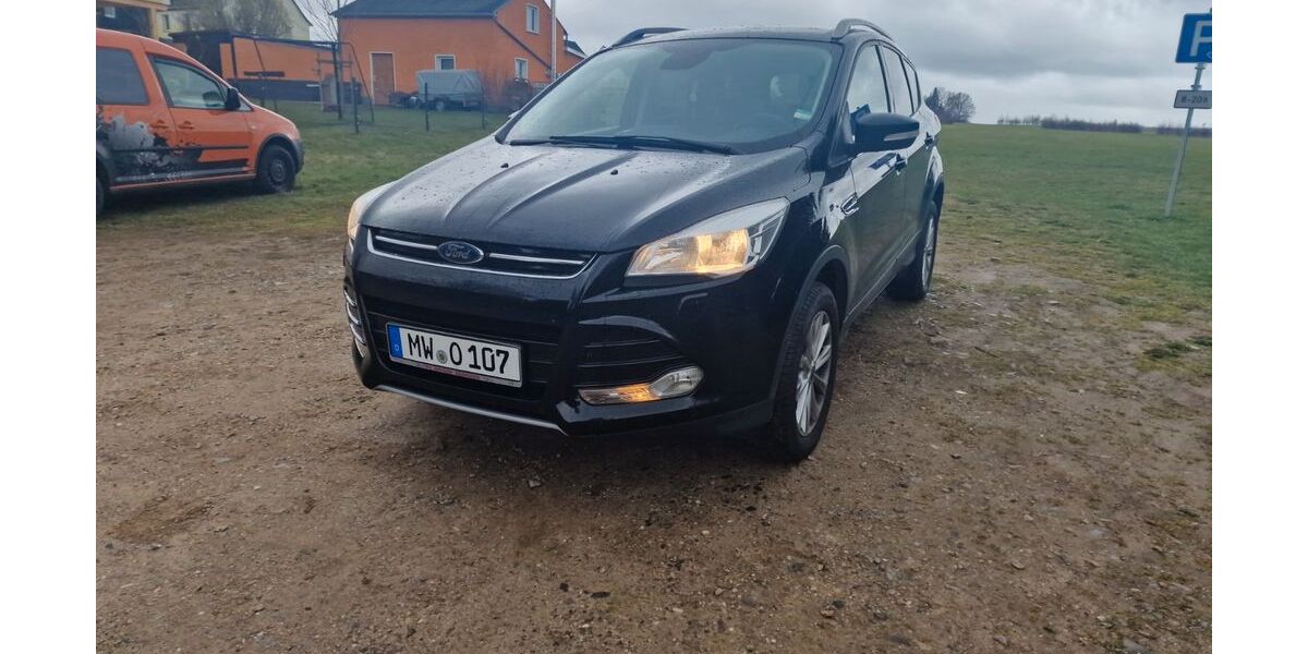 Ford Kuga 183.500 km 9.990 &euro; Mühlau 09241