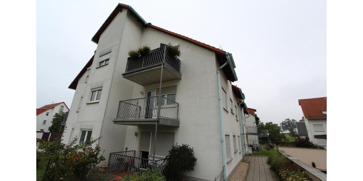 Etagenwohnung Glauchau - 2 Zimmer, 50 m&sup2;, 250&euro; | Angebot:25363724