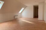 Dachgeschoßwohnung Hohenstein-Ernstthal Ernstthal - 4 Zimmer, 83 m&sup2;, 39.000&euro; | Angebot:26286121