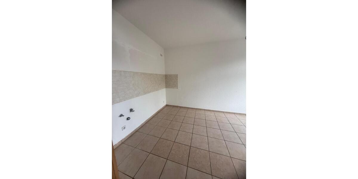 Etagenwohnung Glauchau - 2 Zimmer, 61 m&sup2;, 335&euro; | Angebot:26676961
