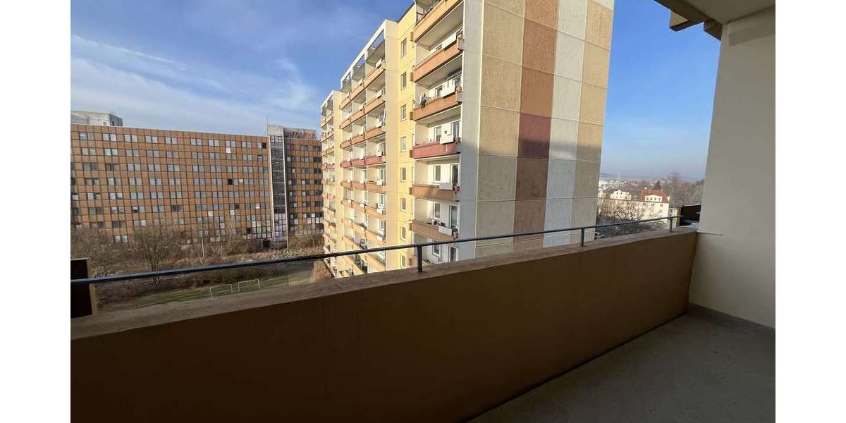 Etagenwohnung Zwickau Pölbitz - 1 Zimmer, 36 m&sup2;, 230&euro; | Angebot:25423374