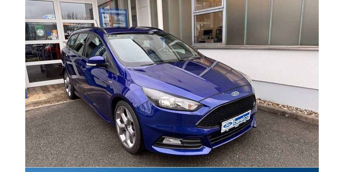 Ford Focus 79.681 km 16.780 &euro; Glauchau 08371