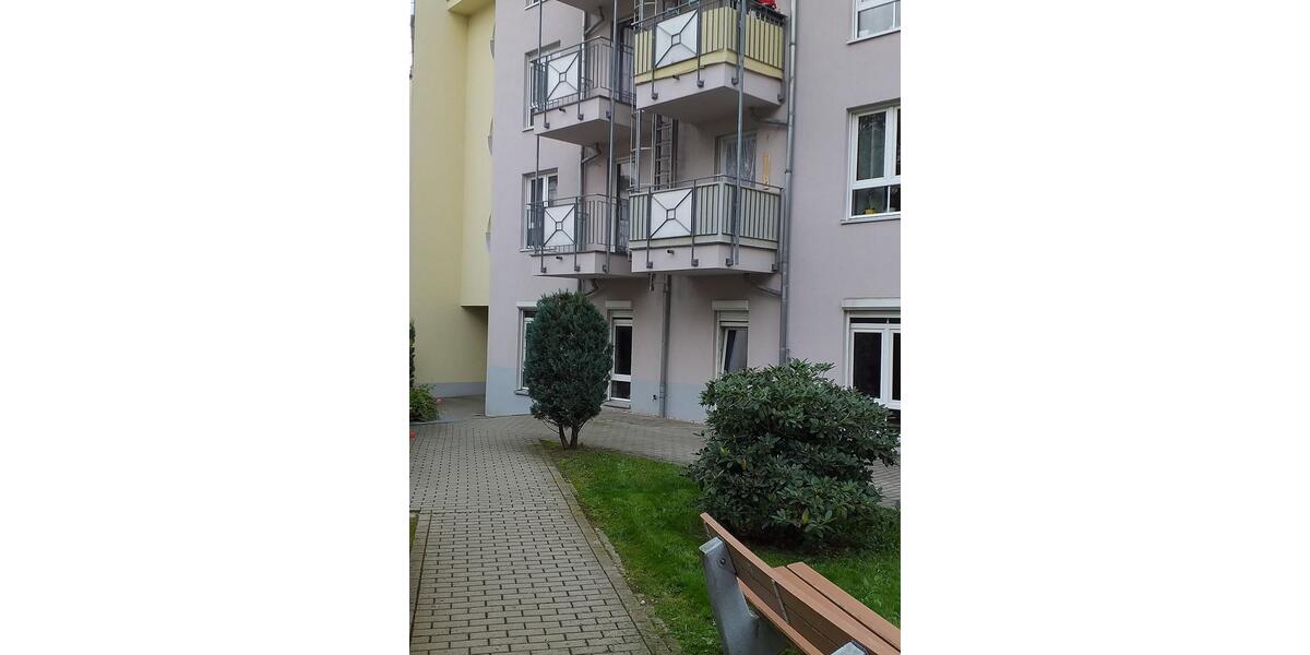 Etagenwohnung Crimmitschau - 2 Zimmer, 53 m&sup2;, 290&euro; | Angebot:22698591