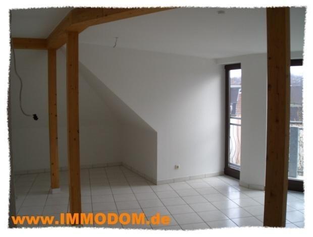 Dachgeschoßwohnung Zwickau - 4 Zimmer, 95 m&sup2;, 620&euro; | Angebot:24765956