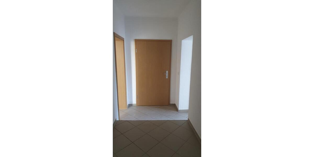 Etagenwohnung Oelsnitz (Erzgebirge) - 2 Zimmer, 62 m&sup2;, 345&euro; | Angebot:23910860