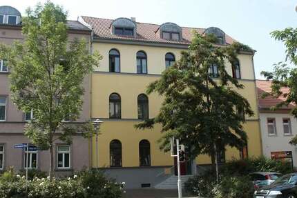 Wohnung Zwickau Innenstadt - 2 Zimmer, 64 m&sup2;, 385&euro; | Angebot:24315559