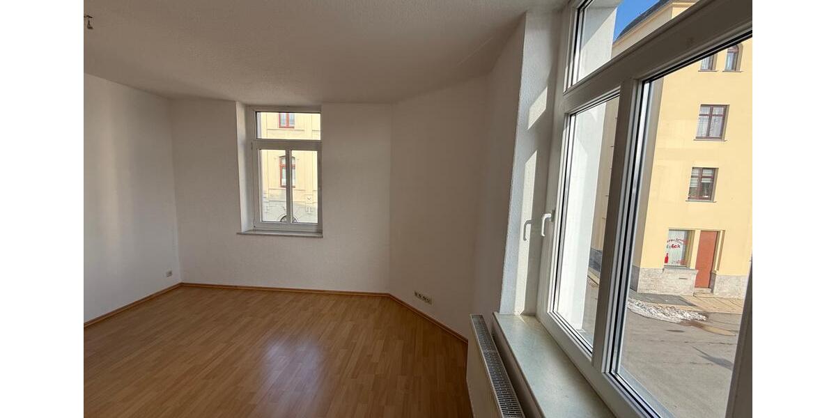 Etagenwohnung Reichenbach im Vogtland - 3 Zimmer, 57 m&sup2;, 285&euro; | Angebot:24836330