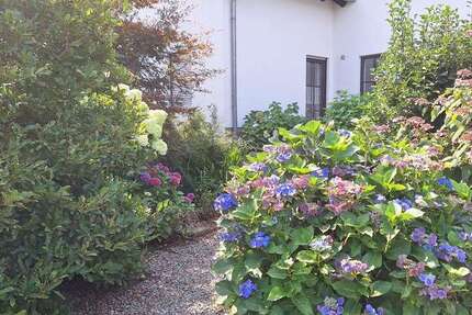 Haus St. Egidien - 10 Zimmer, 329 m&sup2;, 530.000&euro; | Angebot:26032458