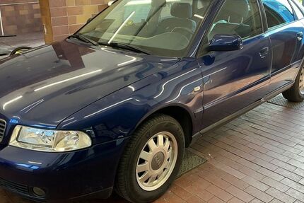 Audi A4 120.132 km 4.950 &euro; Limbach-Oberfrohna 09212