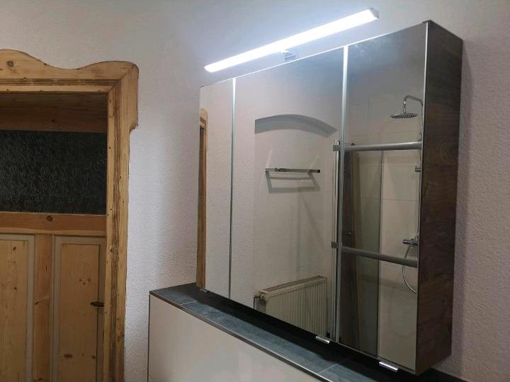 Erdgeschoßwohnung Auerbach/Vogtland Vogtland - 2 Zimmer, 68 m&sup2;, 600&euro; | Angebot:25454588