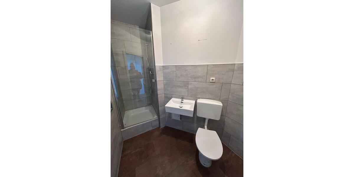 Etagenwohnung Zwickau - 2 Zimmer, 52 m&sup2;, 370&euro; | Angebot:25876183