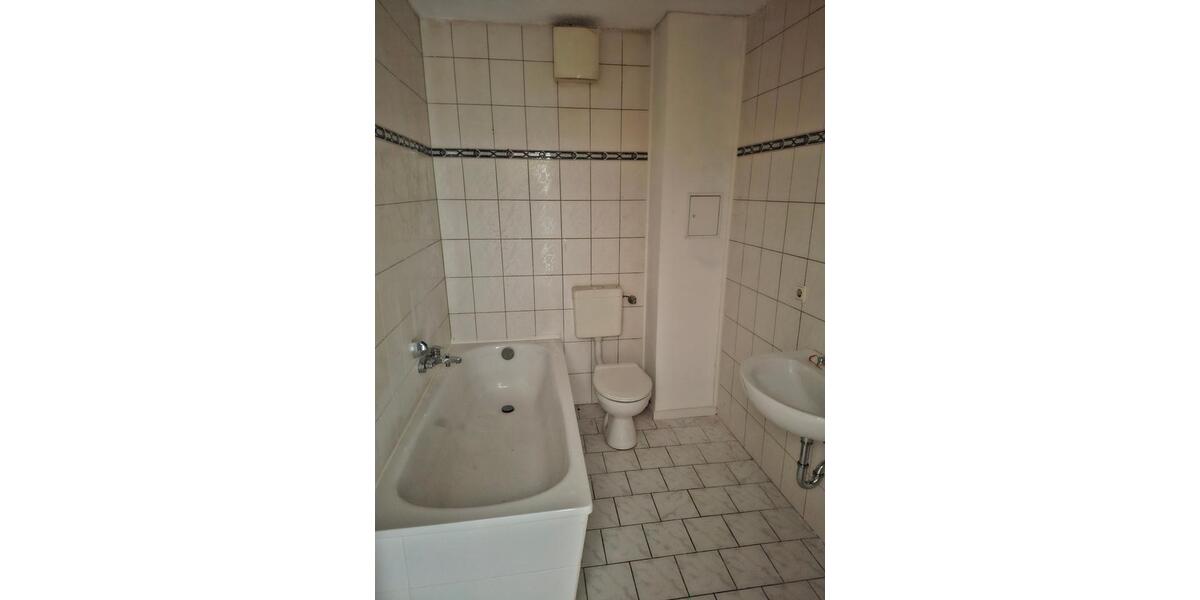 Etagenwohnung Hohenstein-Ernstthal Ernstthal - 1 Zimmer, 38 m&sup2;, 340&euro; | Angebot:24522423