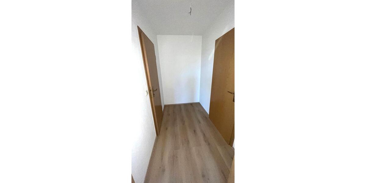 Etagenwohnung Werdau - 1 Zimmer, 39 m&sup2;, 235&euro; | Angebot:25220590