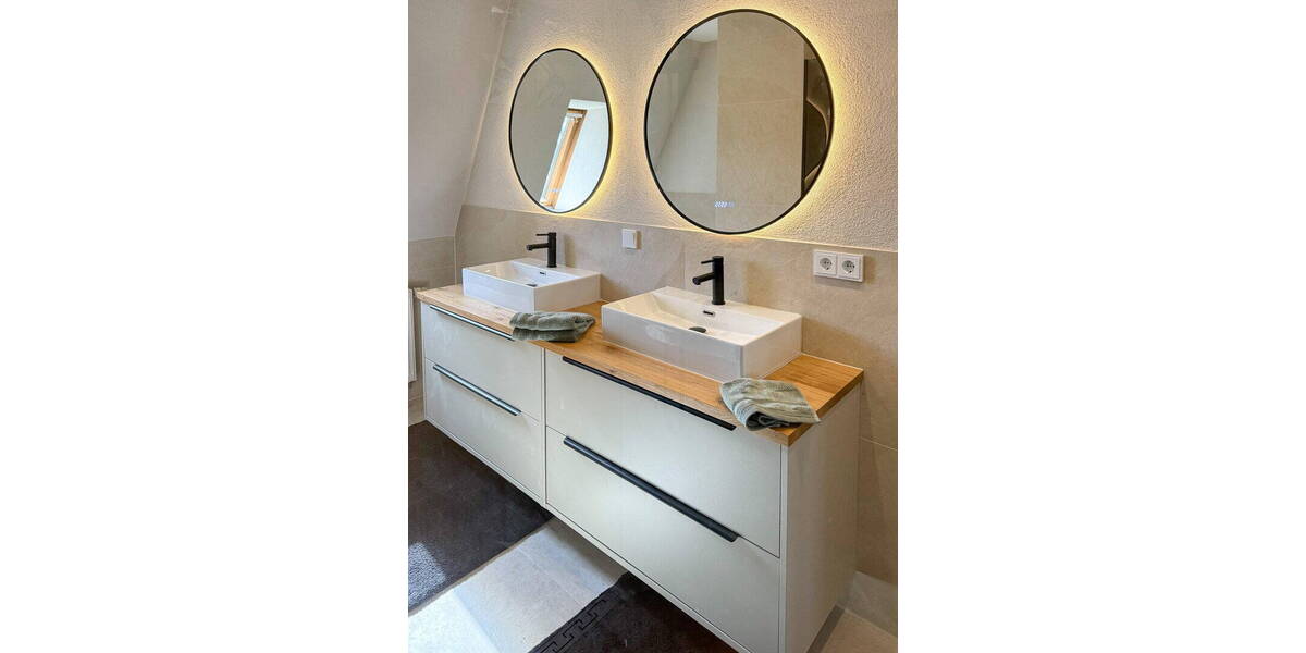 Etagenwohnung Zwickau Pölbitz - 3 Zimmer, 89 m&sup2;, 1.500&euro; | Angebot:25969722