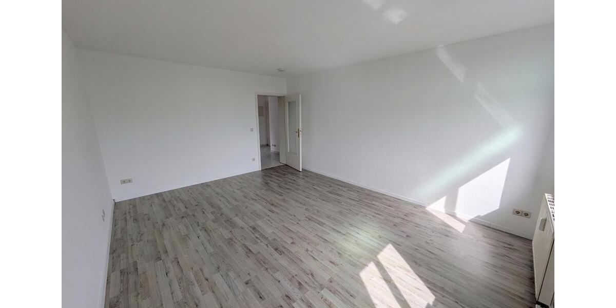 Dachgeschoßwohnung Zwickau Zwickau-West - 2 Zimmer, 48 m&sup2;, 360&euro; | Angebot:26681004