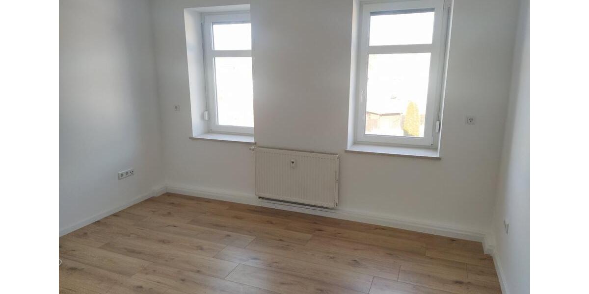 Etagenwohnung Gornsdorf - 2 Zimmer, 70 m&sup2;, 450&euro; | Angebot:20050223