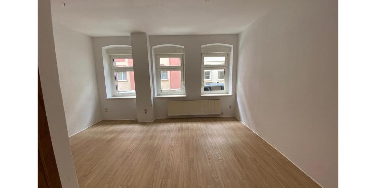 Etagenwohnung Greiz - 3 Zimmer, 86 m&sup2;, 430&euro; | Angebot:25550351