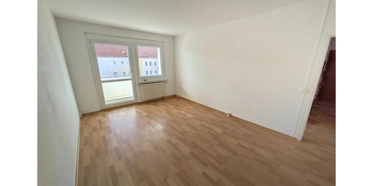 Etagenwohnung Limbach-Oberfrohna Oberfrohna - 4 Zimmer, 79 m&sup2;, 504&euro; | Angebot:25945661