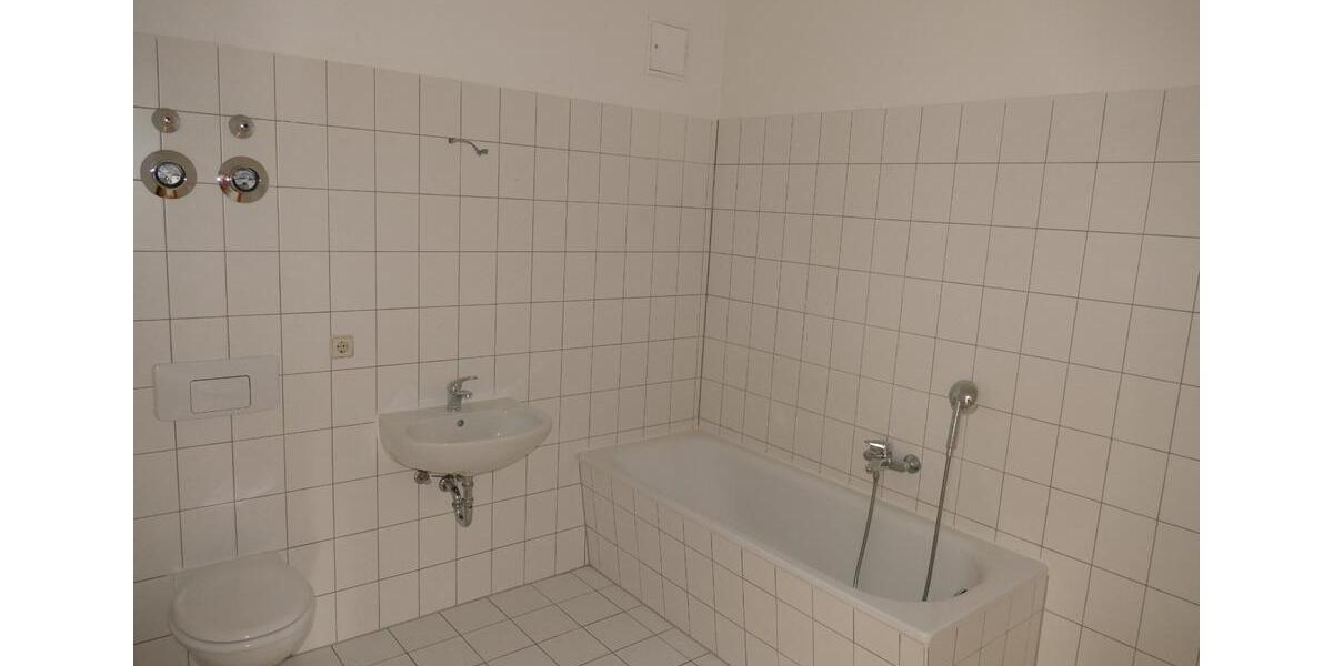 Etagenwohnung Waldenburg - 2 Zimmer, 69 m&sup2;, 310&euro; | Angebot:20298802