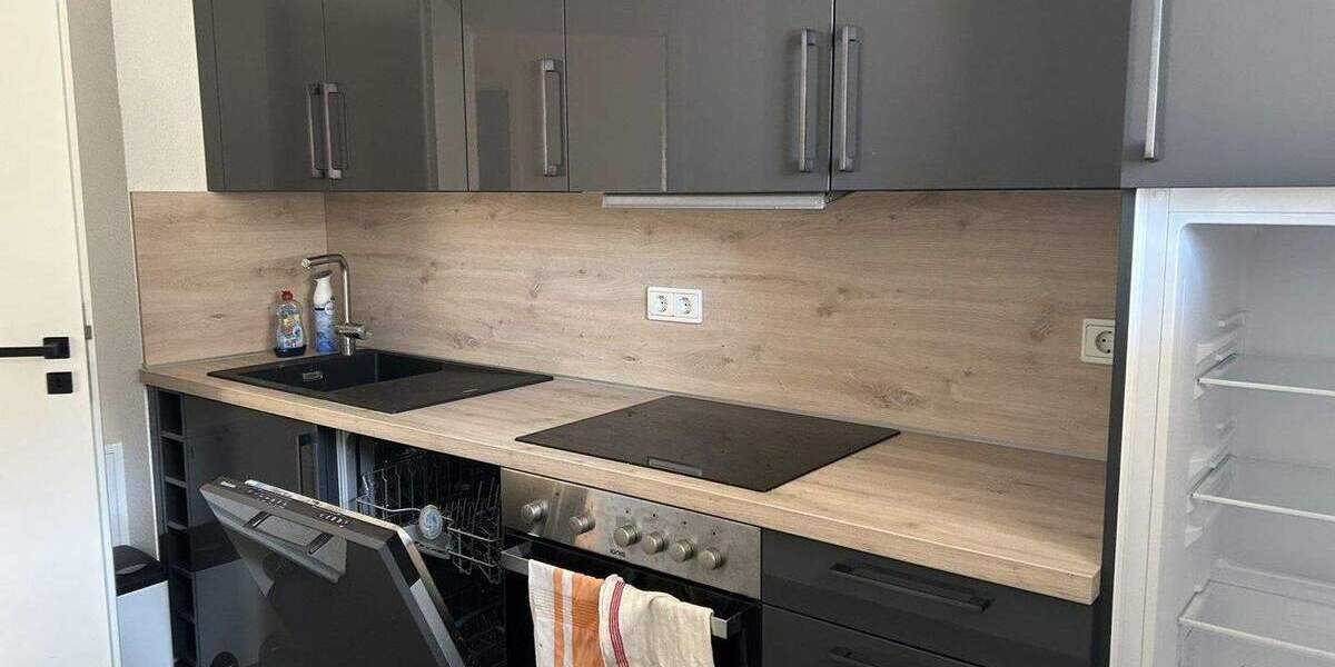 Etagenwohnung Zwickau Marienthal - 2 Zimmer, 56 m&sup2;, 390&euro; | Angebot:25707556