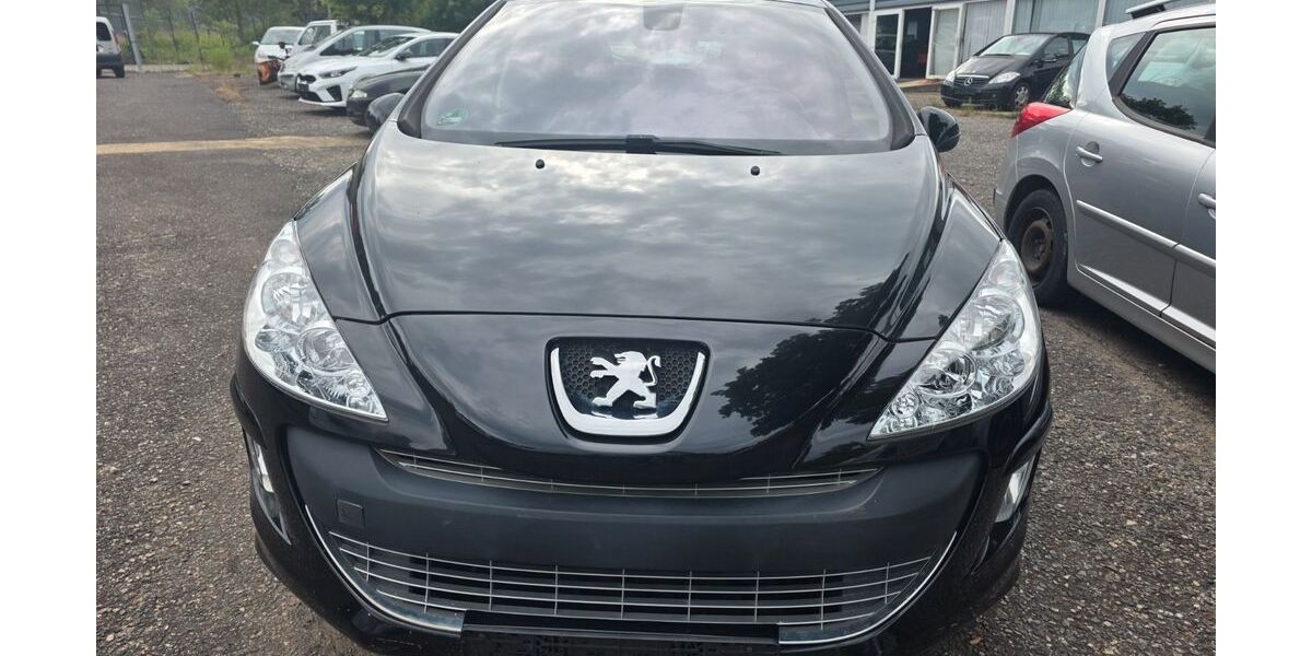 Peugeot 308 159.000 km 1.050 &euro; zwickau 08064