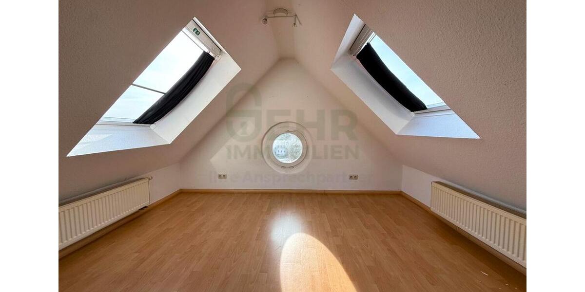 Maisonettenwohnung Hohenstein-Ernstthal Ernstthal - 4 Zimmer, 82 m&sup2;, 475&euro; | Angebot:25233764