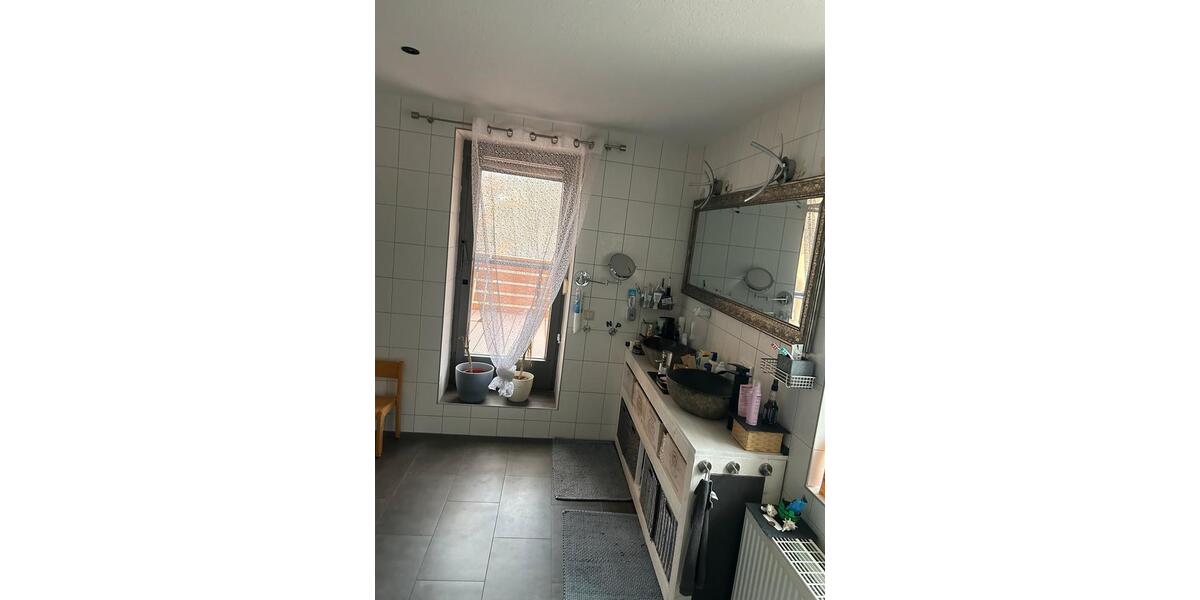 Einfamilienhaus Greiz - 6 Zimmer, 193 m&sup2;, 190.000&euro; | Angebot:25343159