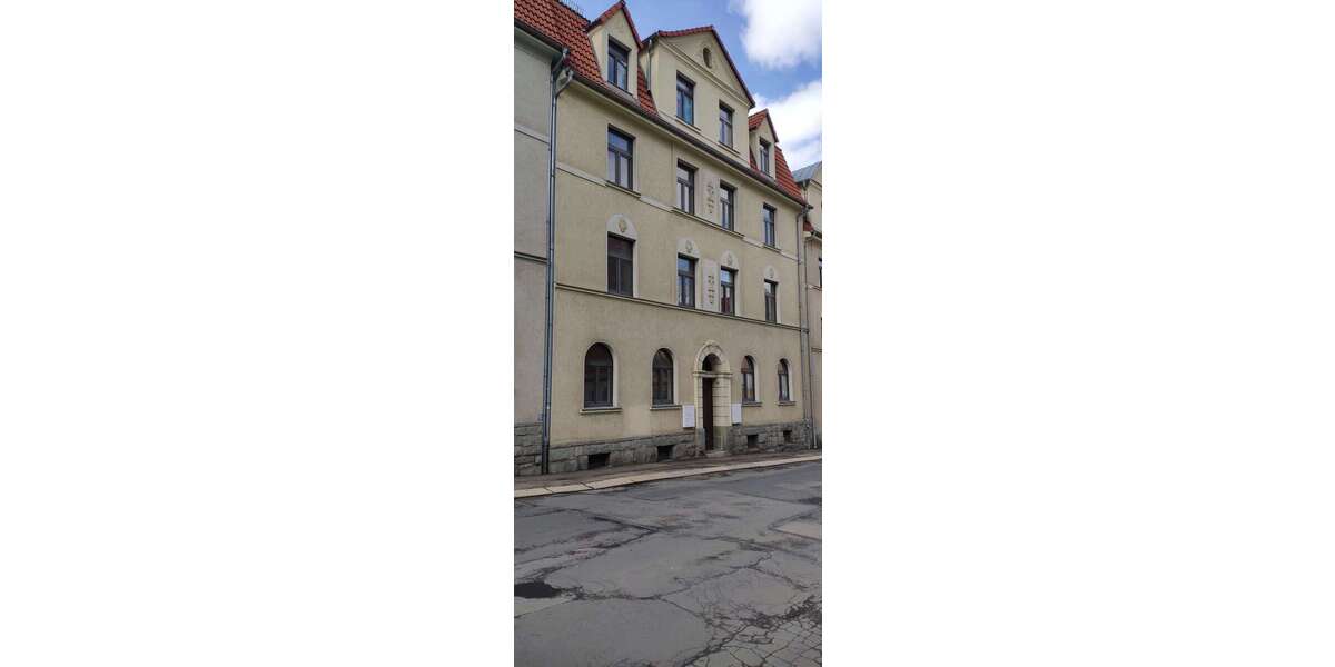 Etagenwohnung Werdau - 2 Zimmer, 50 m&sup2;, 255&euro; | Angebot:25483810