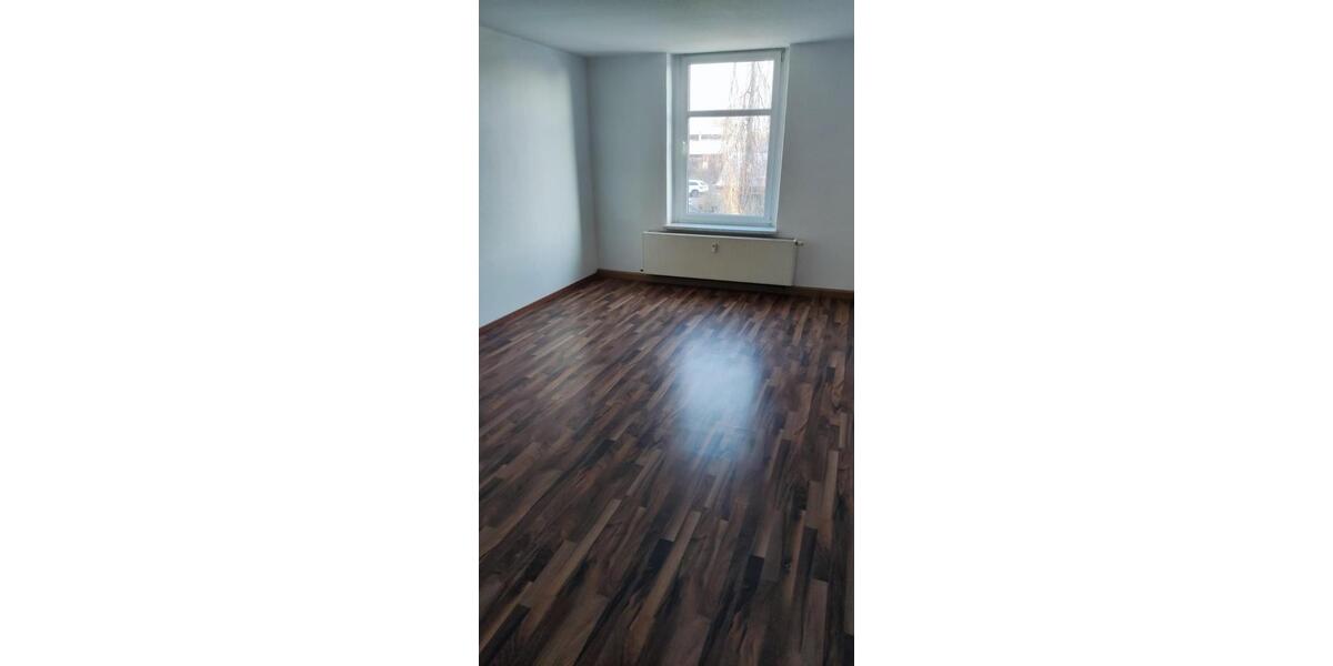 Etagenwohnung Waldenburg - 2 Zimmer, 71 m&sup2;, 380&euro; | Angebot:16774425