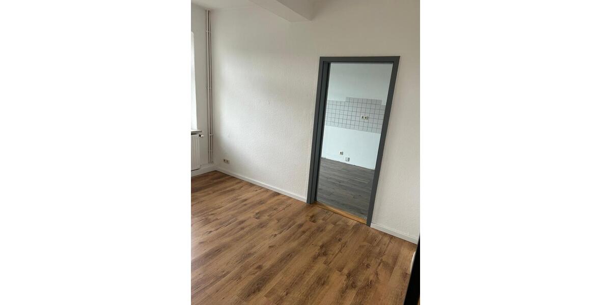 Erdgeschoßwohnung Mohlsdorf-Teichwolframsdorf Teichwolframsdorf - 2 Zimmer, 44 m&sup2;, 260&euro; | Angebot:25543323