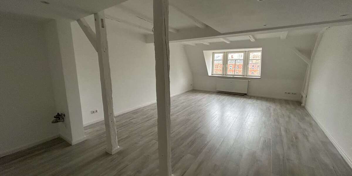 Etagenwohnung Zwickau Marienthal Ost - 3 Zimmer, 63 m&sup2;, 410&euro; | Angebot:25901028