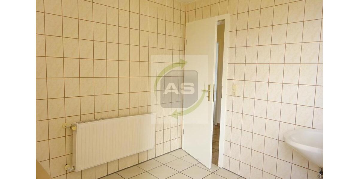 Etagenwohnung Zwickau Zwickau-West - 3 Zimmer, 79 m&sup2;, 395&euro; | Angebot:24571767