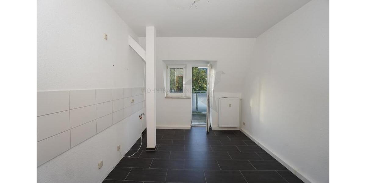 Dachgeschoßwohnung Zwickau - 1 Zimmer, 59 m&sup2;, 369&euro; | Angebot:26038804